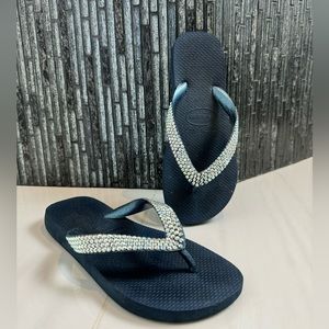 🌀Authentic Havaianas Swarovski Crystal Navy Blue Flip Flop Thongs Size 35/36
